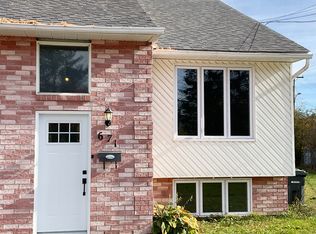 671 McGill St, Hawkesbury, ON K6A 1R1