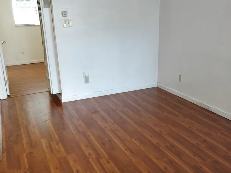 6114 Shattuck Ave #3 — Photo 3
