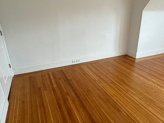 5th image of 1798 Beacon St #3