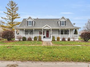 101 W Kyle St, Ogden, IL 61859