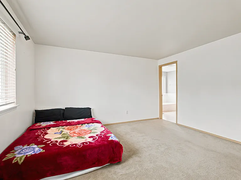 3815 184th St E — Photo 19