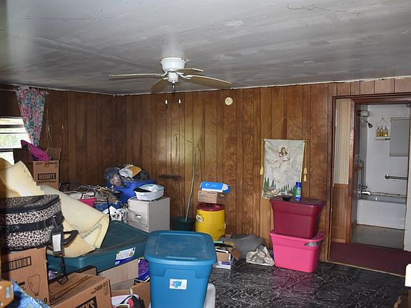5th image of 3195 Cabrera Ln SE