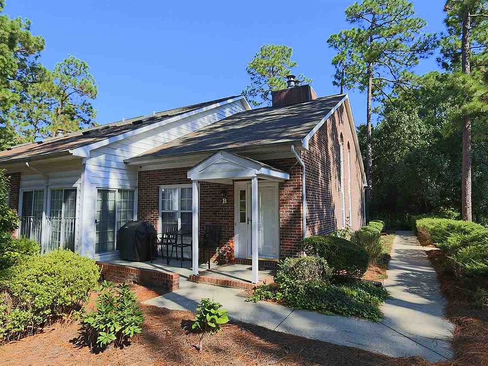 1st image of 4b Pinehurst Manor