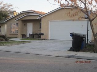 308 Balboa Dr, Delano, CA 93215