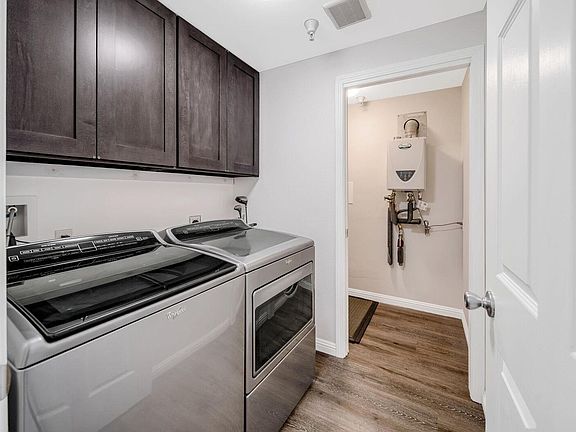 4th image of 447 Stege Ave
