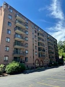 500 Salem St APT 808, Medford, MA, 02155