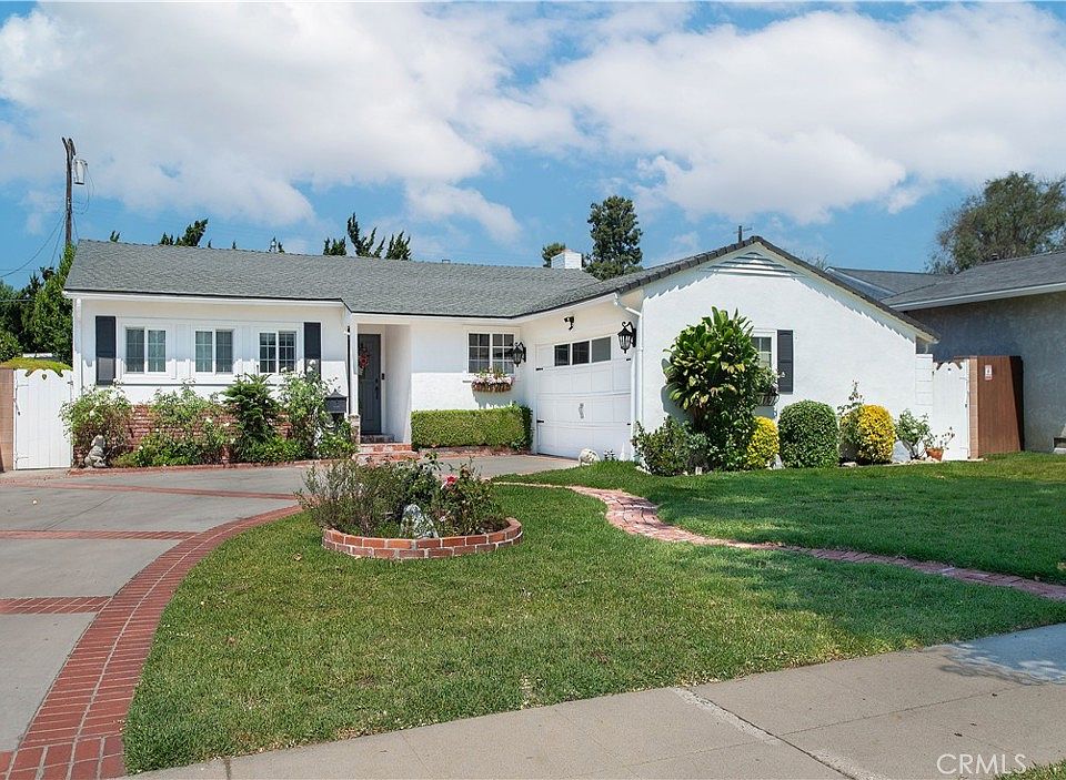 1st image of 7045 Encino Ave