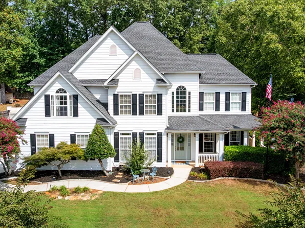 260 Lake Forest Dr, Newnan, GA 30265