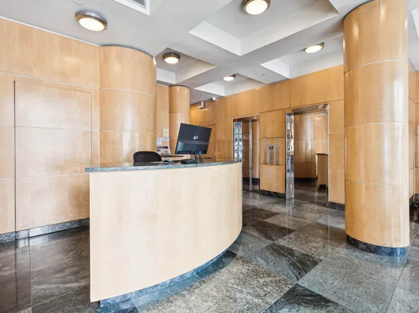 120 Greenwich Street image 13 of 16