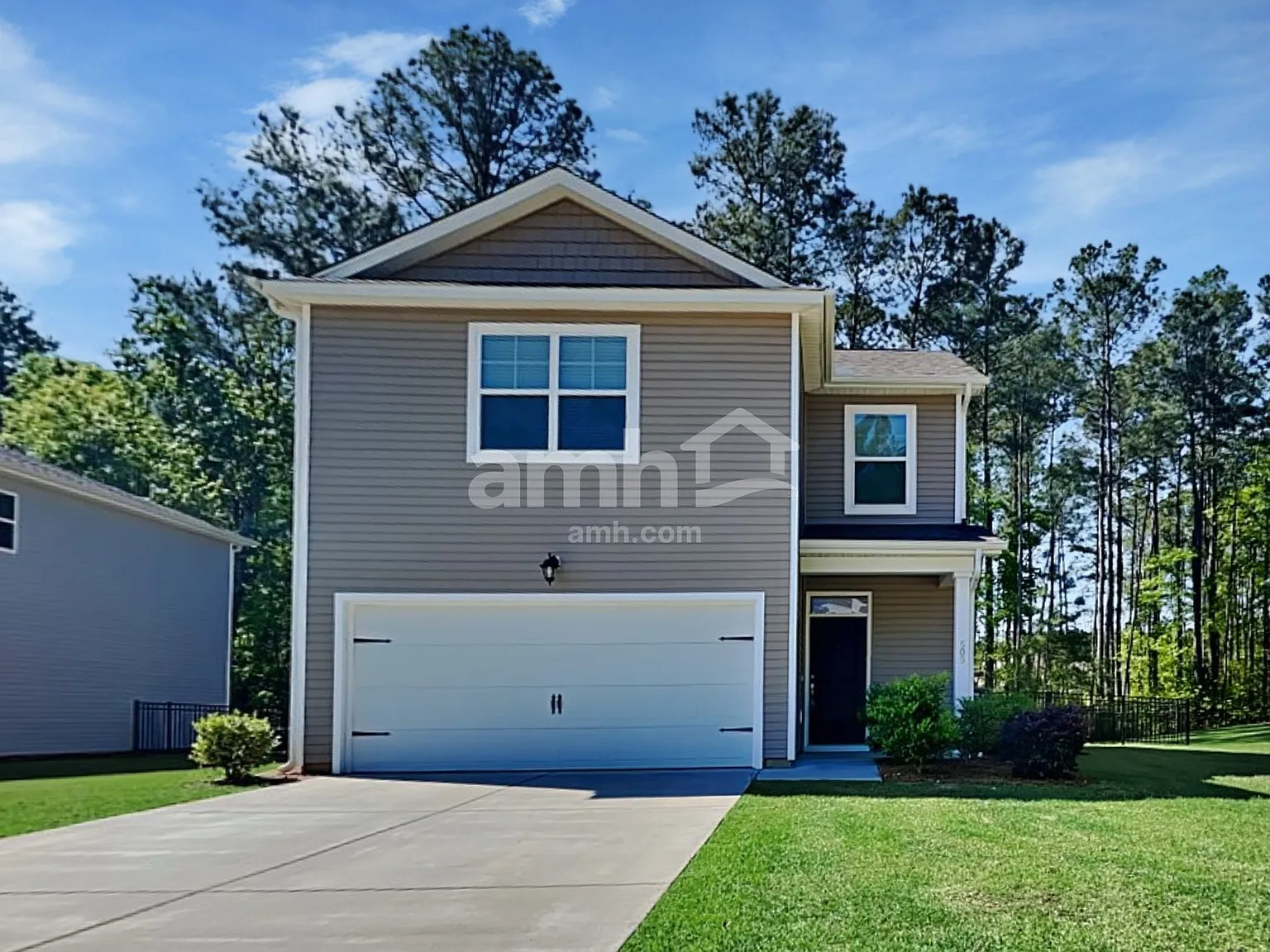 3 bed, 2.5 bath, 1420 sqft, $2,205 — Photo 1