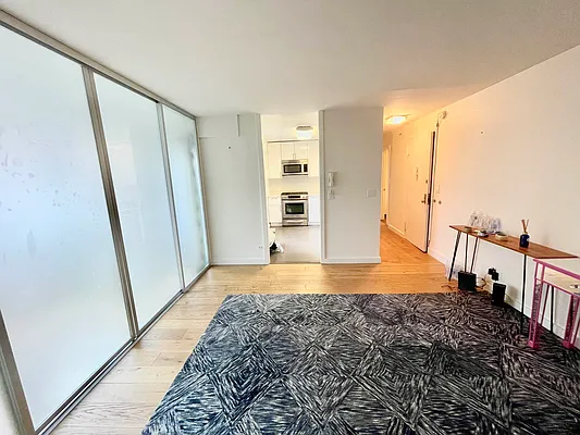 Rented by Olympia House Delaware LP | media 164