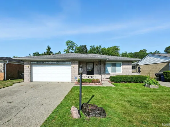 19505 Cherrylawn St, Detroit, MI 48221