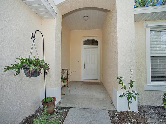 3rd image of 3600 Deer Lakes Dr