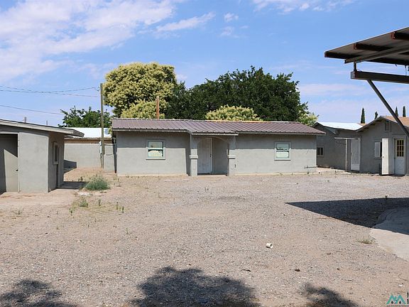 4th image of 901 N Diamond Ave