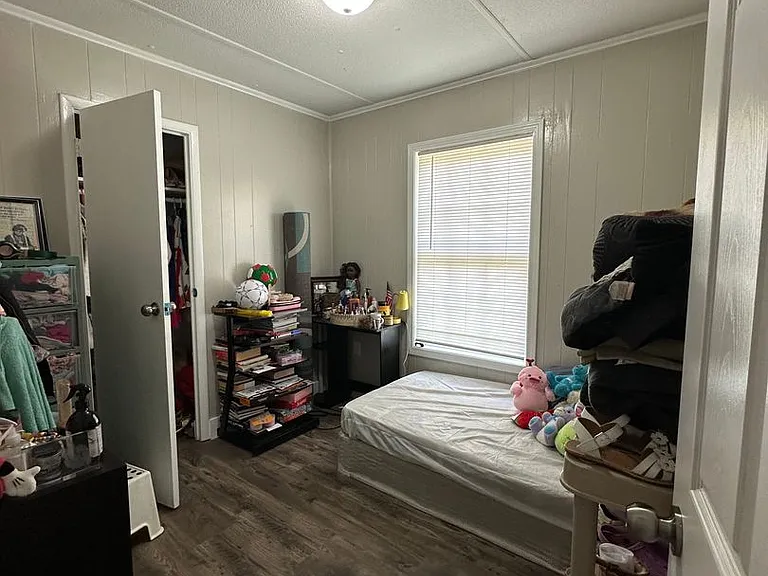 175 Sarsen Cir — Photo 20