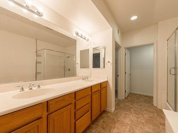 4th image of 600 S Abel St Unit 325