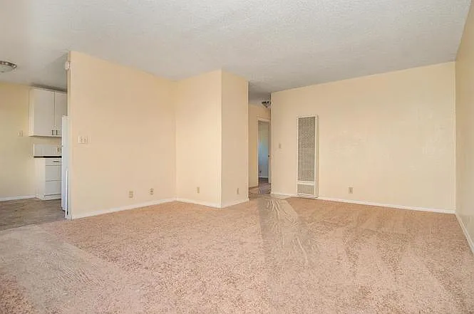 840 Grand Ave #4 — Photo 9