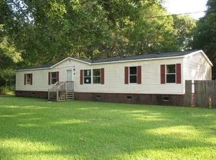 196 Hilton St, Harleyville, SC 29448