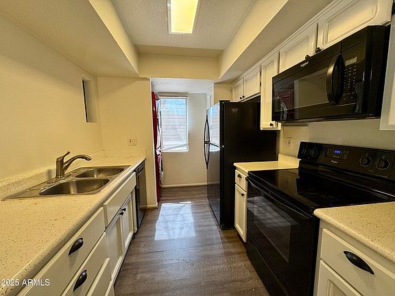 2nd image of 7950 E Starlight Way Unit 224