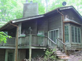 880 Ed Nichols Rd, Young harris, GA 30582