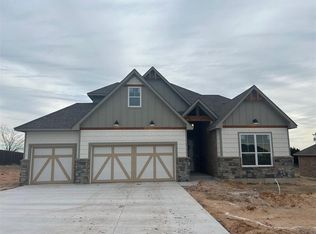10125 NW 100th St, Yukon, OK 73099