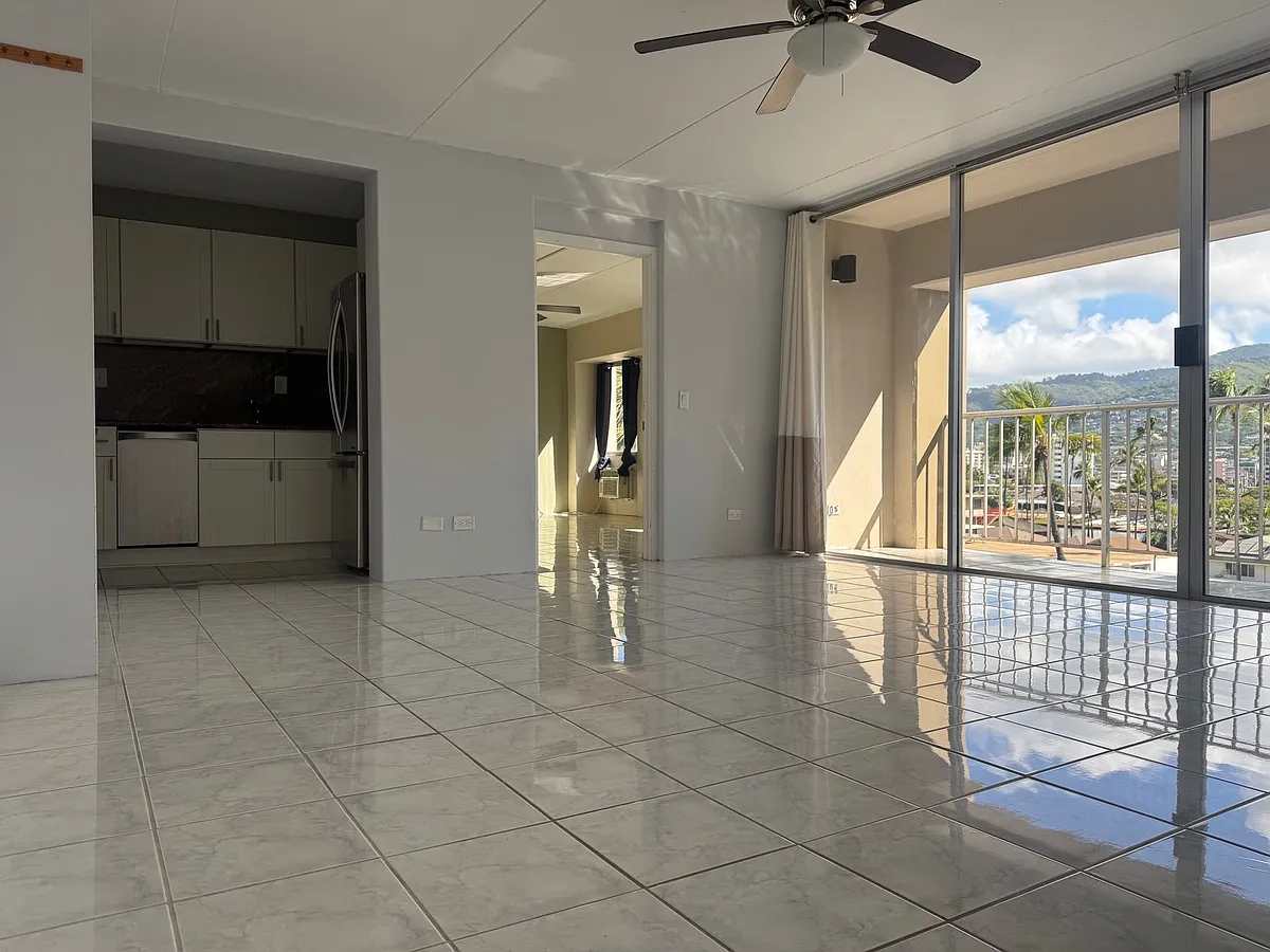 Building Photo - 430 Keoniana St #107