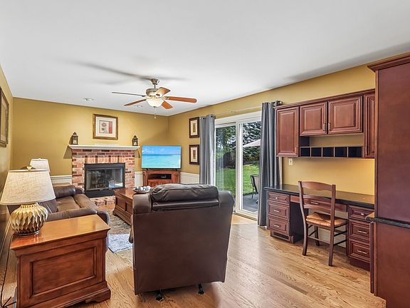 2nd image of 620 Waterford Dr