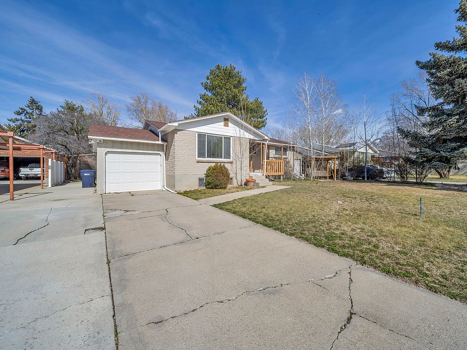 1st image of 627 E Wyandotte Ave