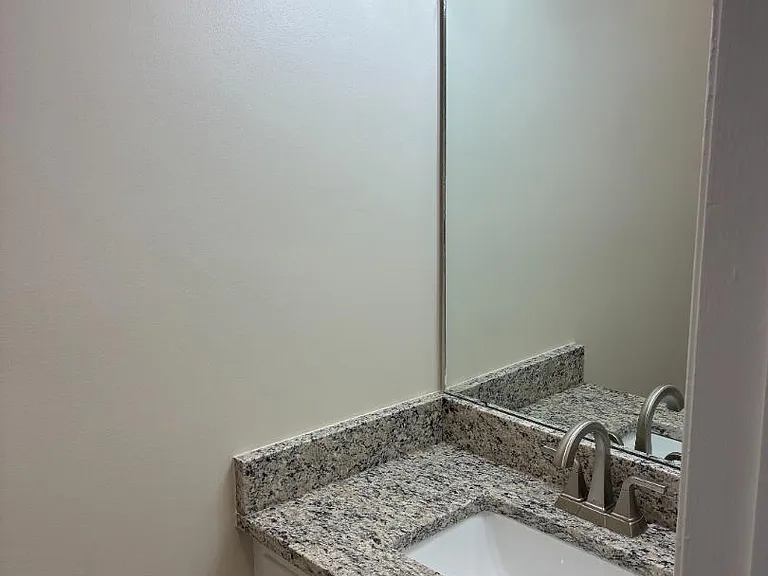 Unit Photo