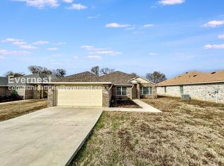 1413 Avenue A, Grand Prairie, TX 75051