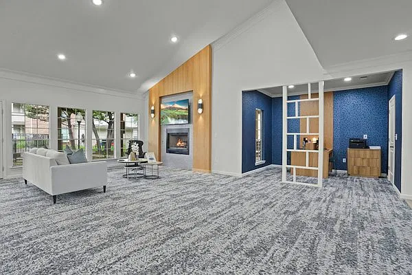 Newport Amarillo Apts — Photo 3