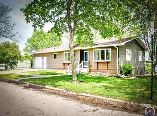 1602 1st Ave E, Horton, KS 66439