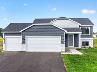 37547 Greenway Ave, North Branch, MN 55056