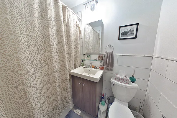 Rented by Platinum Properties | media 10