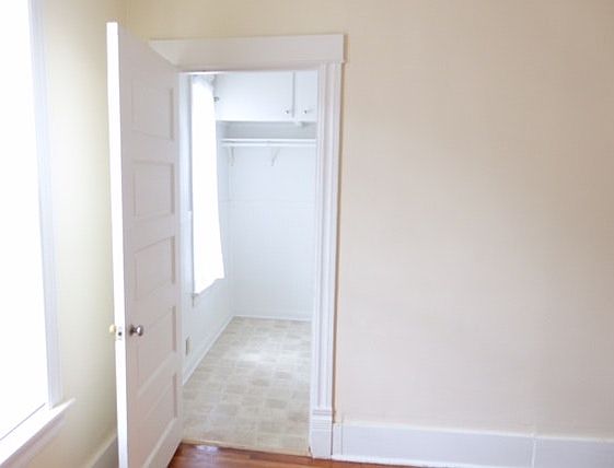 2nd image of 222 N Lincoln St
