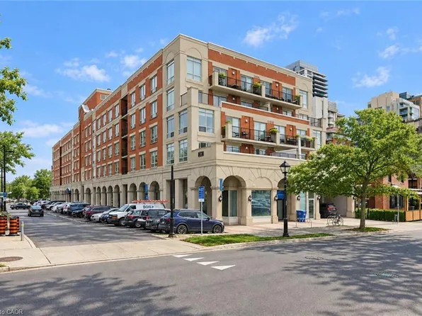 430 Pearl St #403, Burlington, ON L7R 4J8
