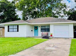 1440 Avenue F, Nederland, TX 77627