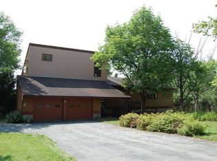 1697 Buffs Blf, Skaneateles, NY 13152