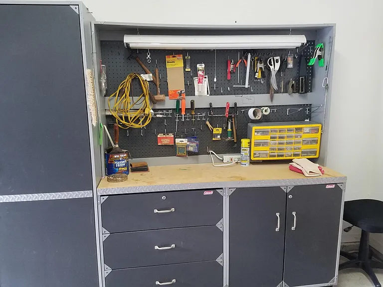 Work Bench in Garage