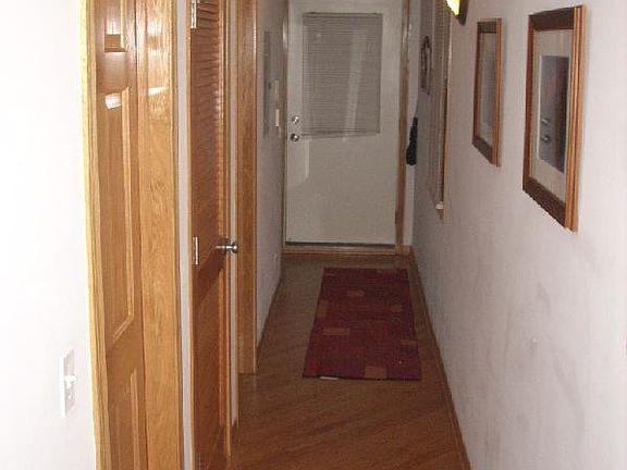 3rd image of 2508 N Southport Ave #1