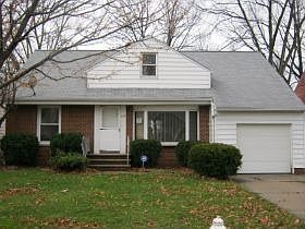 2nd image of 258 E 242nd St