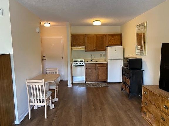 3rd image of 5001 Little River Rd. #W312