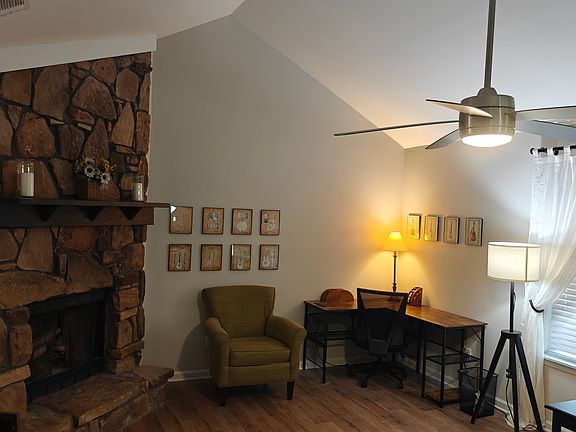 4th image of 4581 Columbia Woods Ln