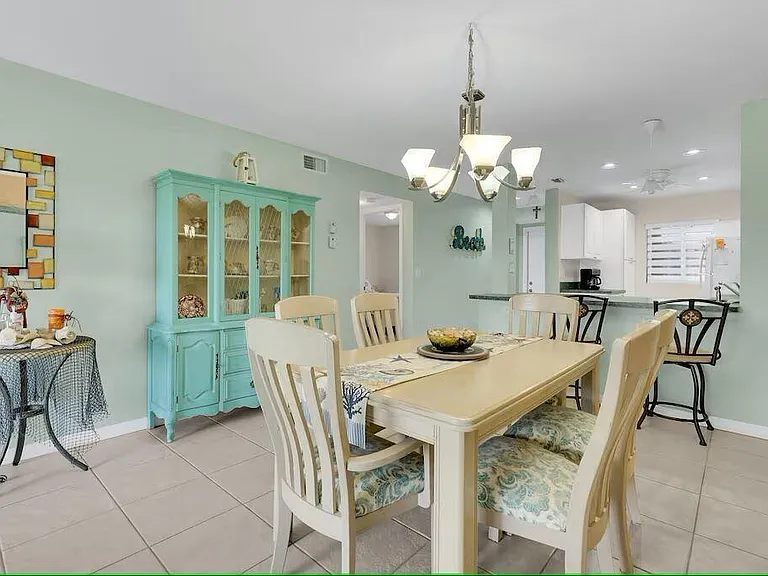 10102 S Ocean Dr #107 — Photo 38