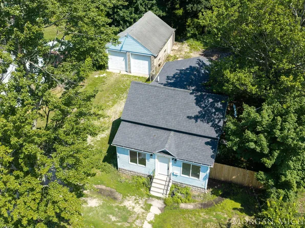 700 Oak Ave, Muskegon, MI 49442