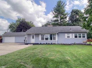 39096 Moravian Dr, Clinton Township, MI 48036