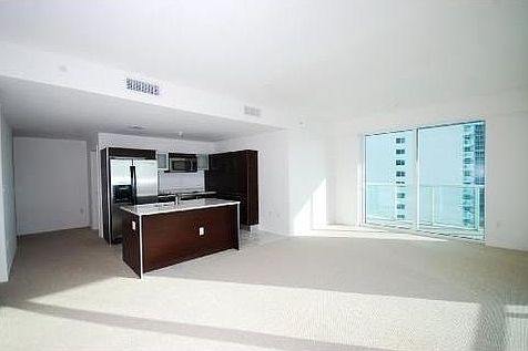 3rd image of 1900 N Bayshore Dr #27111
