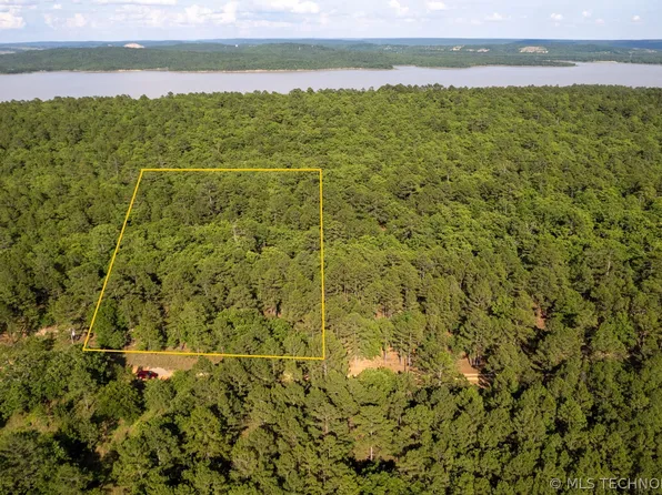 E Tower Rd, Atoka, OK 74525