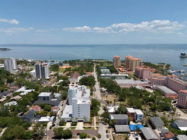 700 Beach Dr NE APT 705, Saint Petersburg, FL 33701
