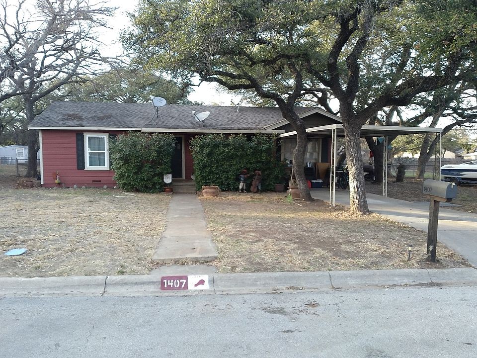 1st image of 1407 Oakland Dr